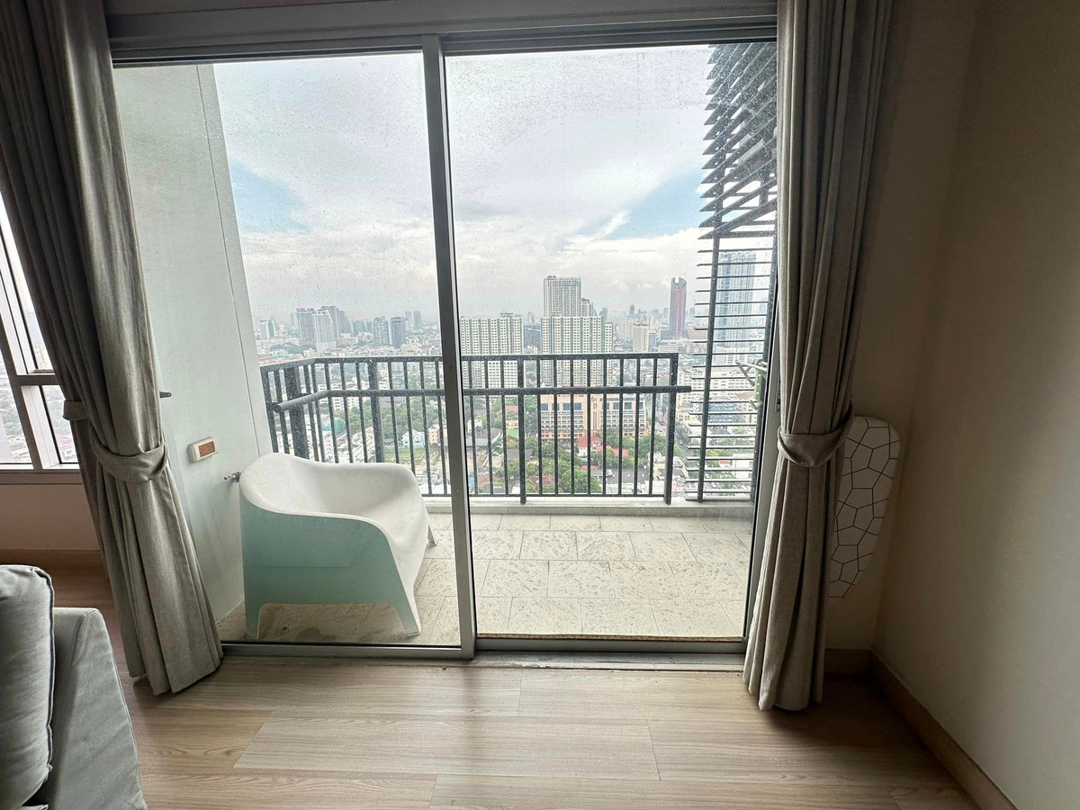 ขายคอนโดสะพานควาย จตุจักร : Intro Phaholyothin - Pradipat / Studio (FOR SALE), อินโทร พหลโยธิน - ประดิพัทธ์ / ห้องสตูดิโอ (ขาย) PINP137