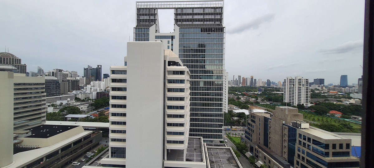 For RentCondoWitthayu, Chidlom, Langsuan, Ploenchit : [ Free Maid Service 6 times ] For Rent Fantastic Room Layout with the Best price