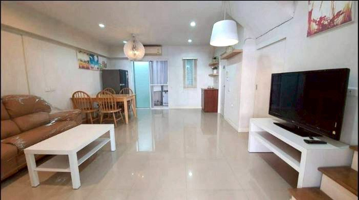 For RentTownhomePattanakan, Srinakarin : P-2926 For rent!  Townhome Willetlight Pattanakarn 38 ready to move in.