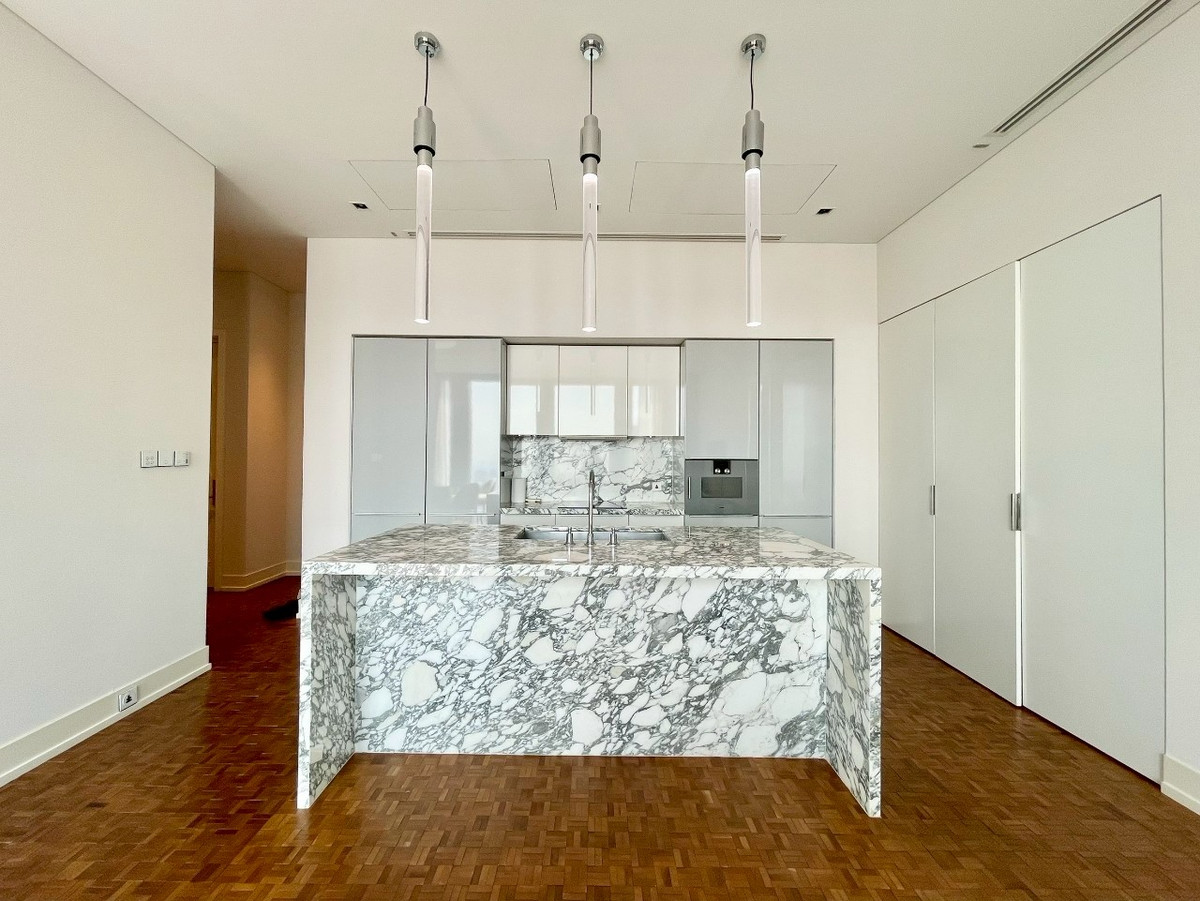 For SaleCondoSathorn, Narathiwat : Best Price: Elegant 2-Bedroom at The Ritz-Carlton Residences