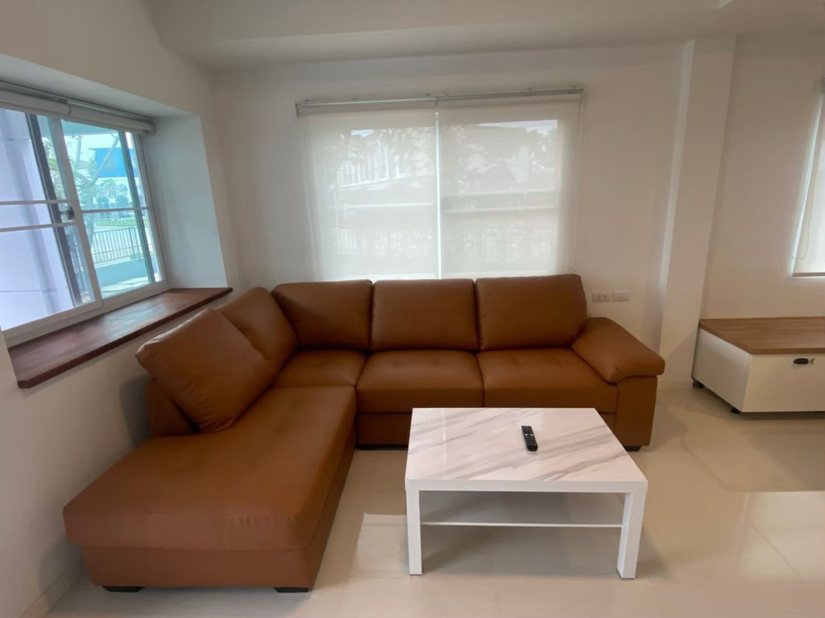 ให้เช่าทาวน์โฮมบางนา แบริ่ง ลาซาล : 💥ForRent💥3Bed Duplex • Indy Bangna-Ramkhamhang 2 🏡 Near Mega Bangna ✨Corner House 🌟Ready to move in ‼️