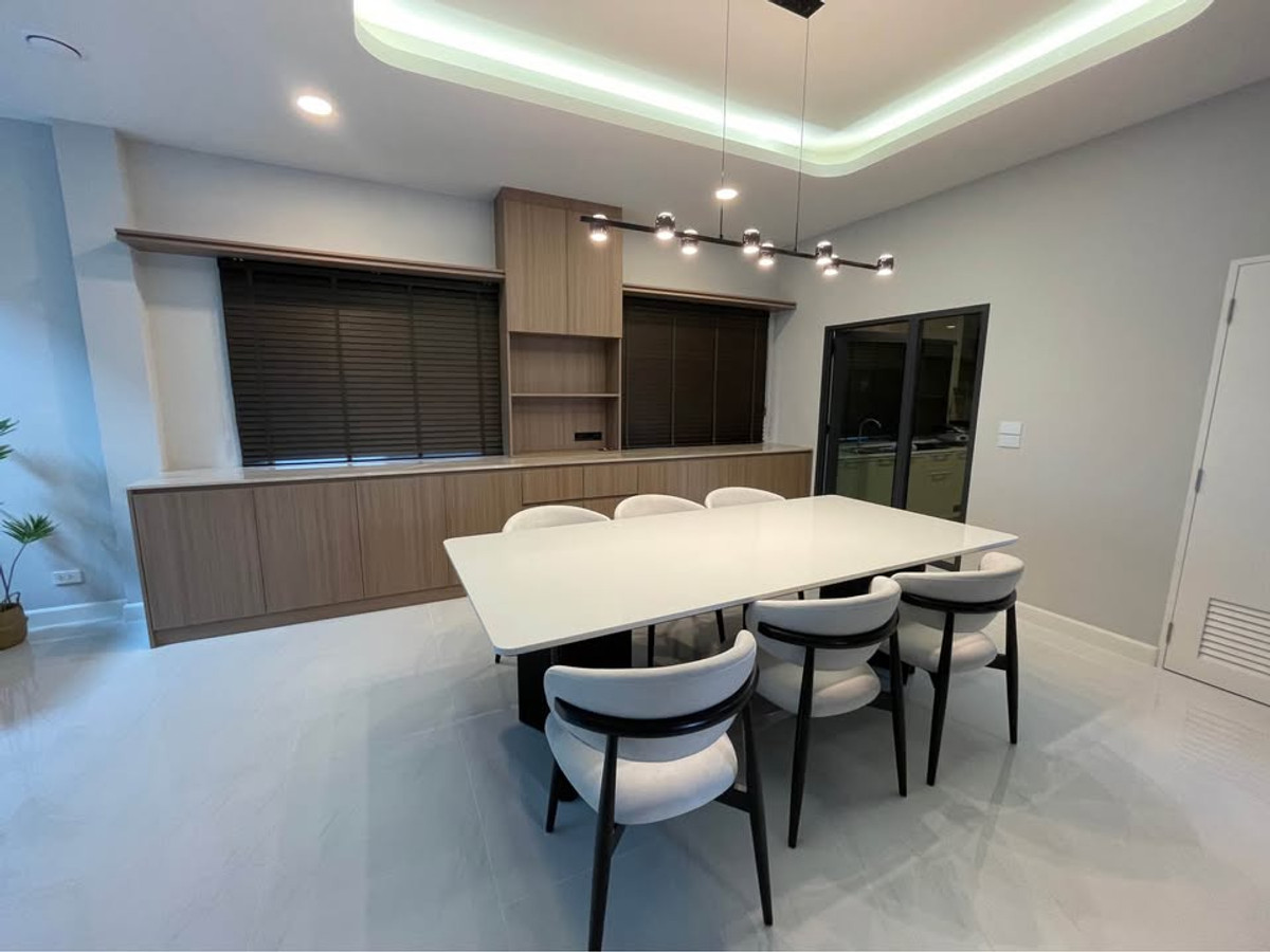 For RentHouseBangna, Bearing, Lasalle : P-2925 for rent!! The house is ready to move in. Near Mega Bangna, The City Bangna 3, pets allowed.