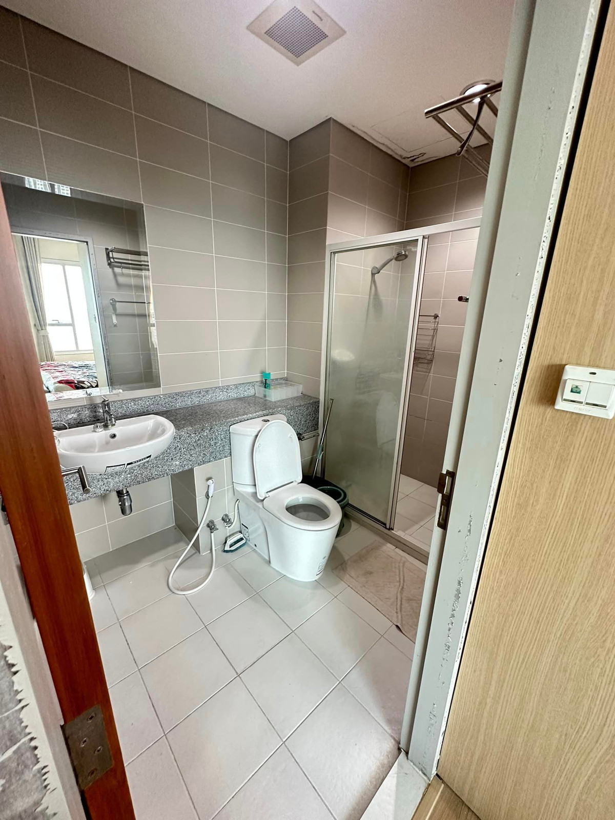 ขายคอนโดสะพานควาย จตุจักร : Intro Phaholyothin - Pradipat / Studio (FOR SALE), อินโทร พหลโยธิน - ประดิพัทธ์ / ห้องสตูดิโอ (ขาย) PINP137