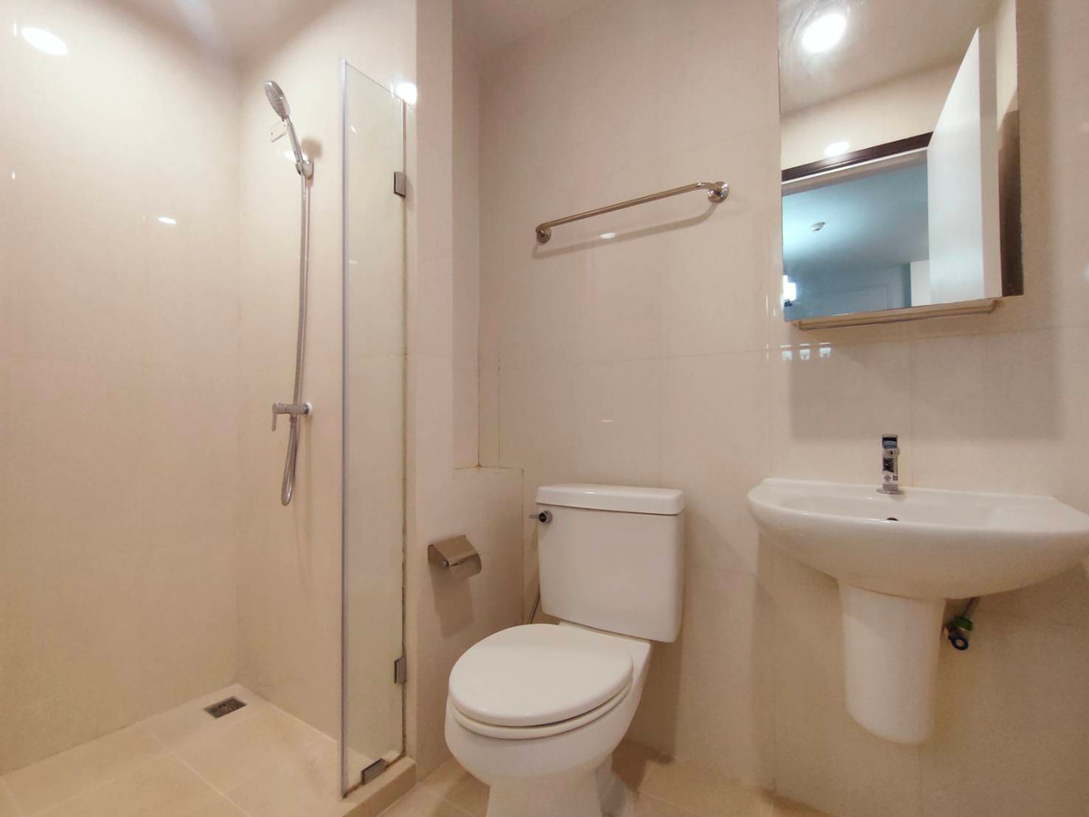 For SaleCondoOnnut, Udomsuk : [FOR SALE] ✨ Icondo Sukhumvit 103 — Newly Renovated (ST-02) Beautiful room, good location, convenient travel, near the BTS.