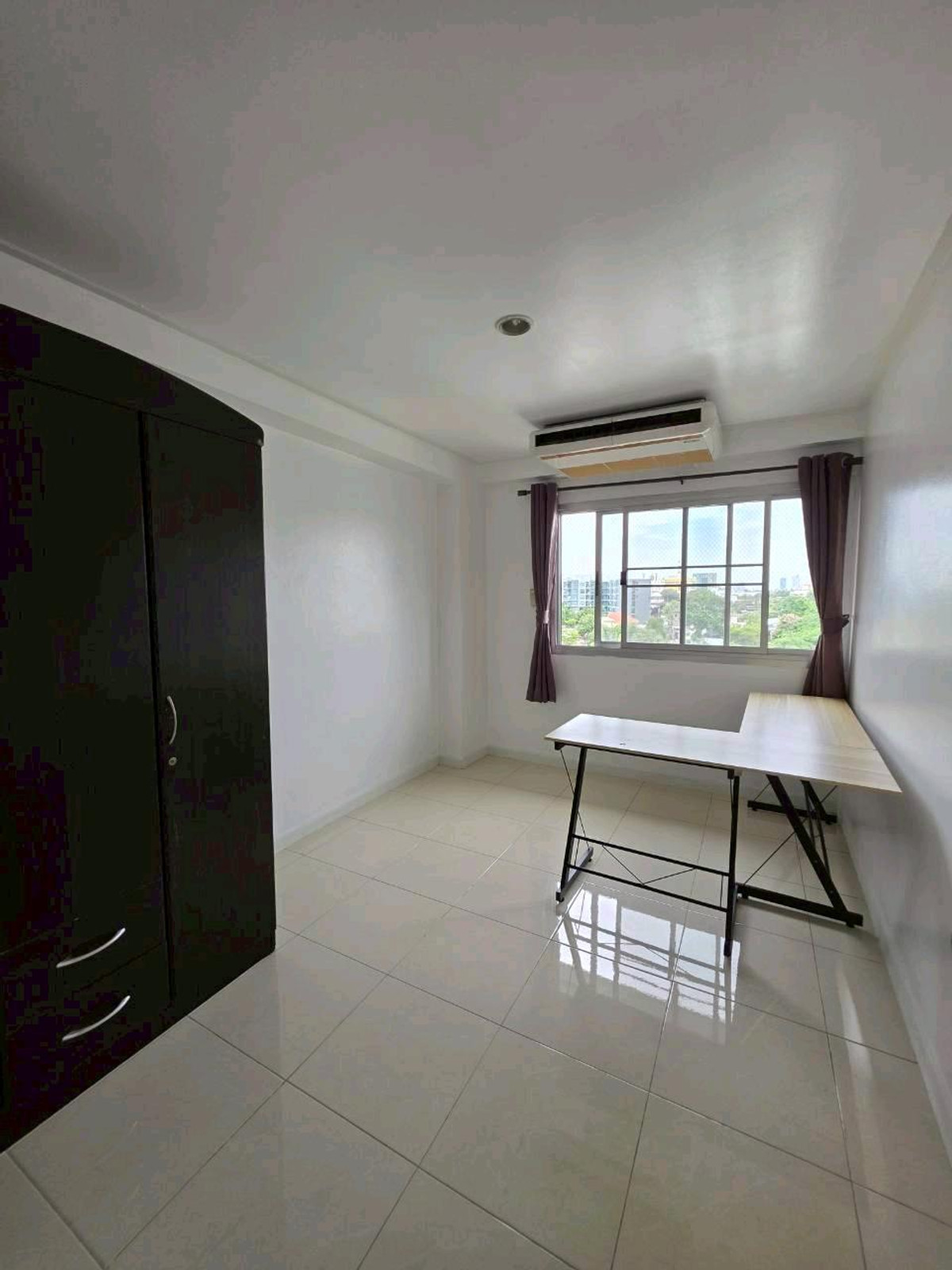 ขายคอนโดคลองเตย กล้วยน้ำไท : ⛳️ขายถูก พร้อมผู้เช่ารับรายได้ต่อเนื่องทันที 🚅 ใกล้ BTS พระโขนง 2 ห้องนอน 58.36 ตร.ม. Low-Rise 
📞0994152664 | 0803696366