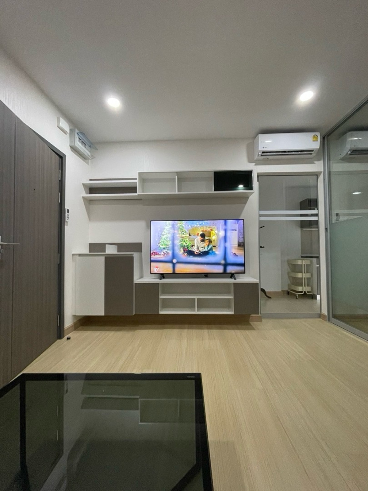 For RentCondoBang kae, Phetkasem : For rent, Supalai Veranda, Phasi Charoen Station, available 1 Feb.