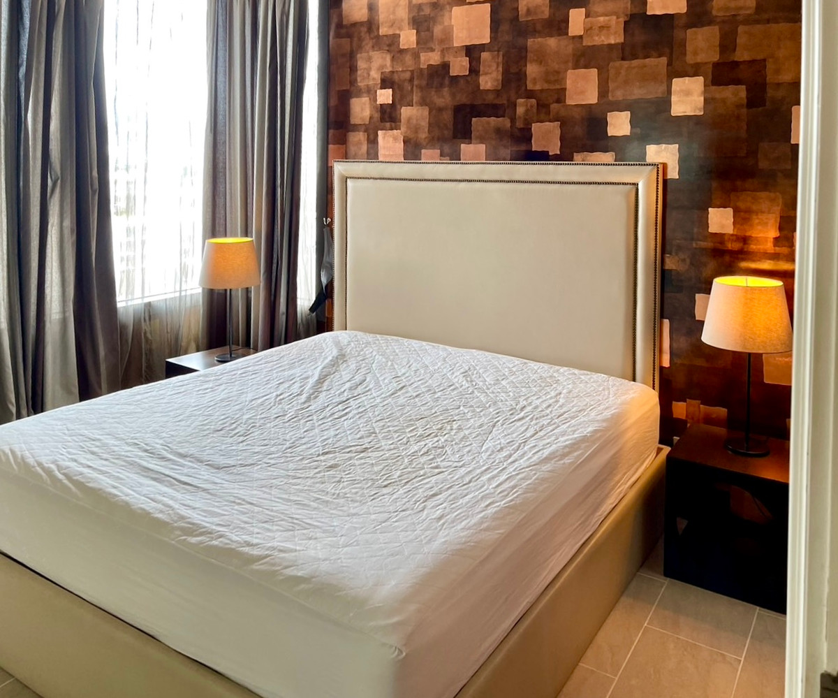 For RentCondoSukhumvit, Asoke, Thonglor : 🐱Pet-friendly📍AGUSTON Sukhumvit 22, 3 BR, 4 BA with a bathtub, separate Thai kitchen