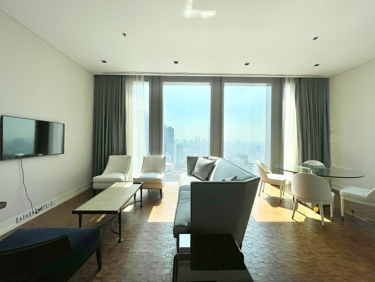 ขายคอนโดสาทร นราธิวาส : Best Price: Elegant 2-Bedroom at The Ritz-Carlton Residences