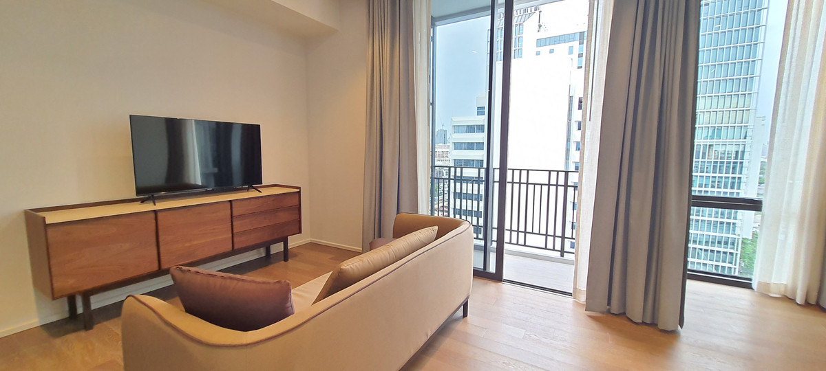 For RentCondoWitthayu, Chidlom, Langsuan, Ploenchit : [ Free Maid Service 6 times ] For Rent Fantastic Room Layout with the Best price
