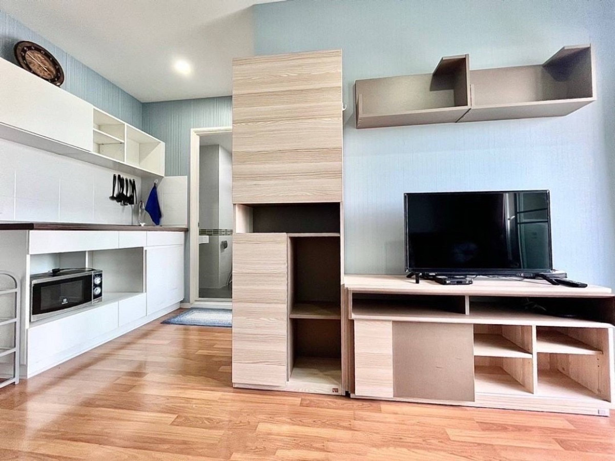 For RentCondoBangna, Bearing, Lasalle : Lumpini Place Bangna KM 3, fully furnished, 26 sq m., 8000 baht.