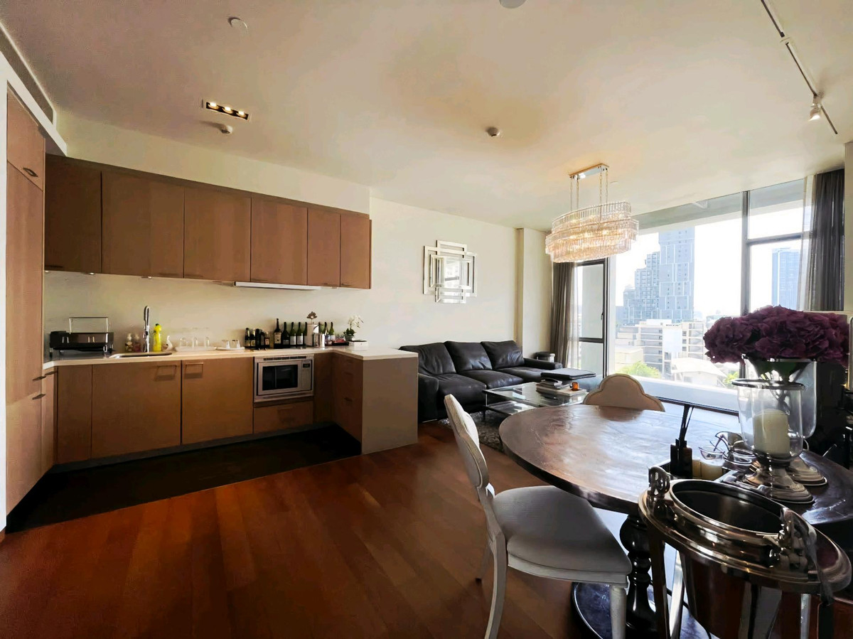 CondoSathorn, Narathiwat : 📍The Sukhothai Residences | 2BR 125 sq m. Best price per square meter in the project! Only 247,xxx baht/sq m.🔥