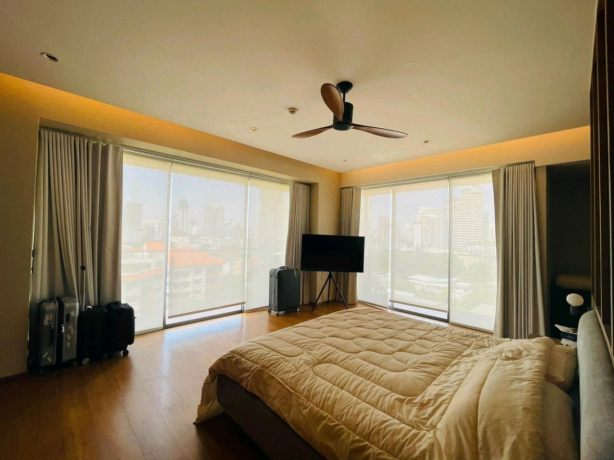 CondoOnnut, Udomsuk : (For Rent&Sale🔥) Feel like Penthouse! 📍Phassana Garden Condo 4b4b+1 maid 345 sq m., Ekkamai area.