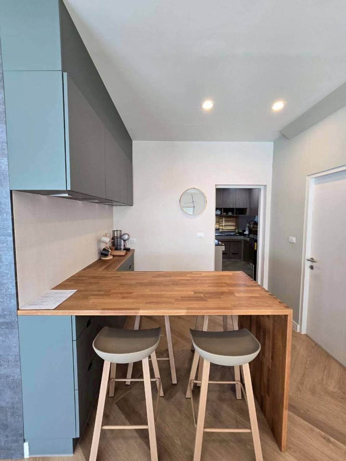 For RentHousePattanakan, Srinakarin : P-2924 ให้เช่า ! Single house in prime location Near Burasiri Pattanakarn International School, ready to move in.