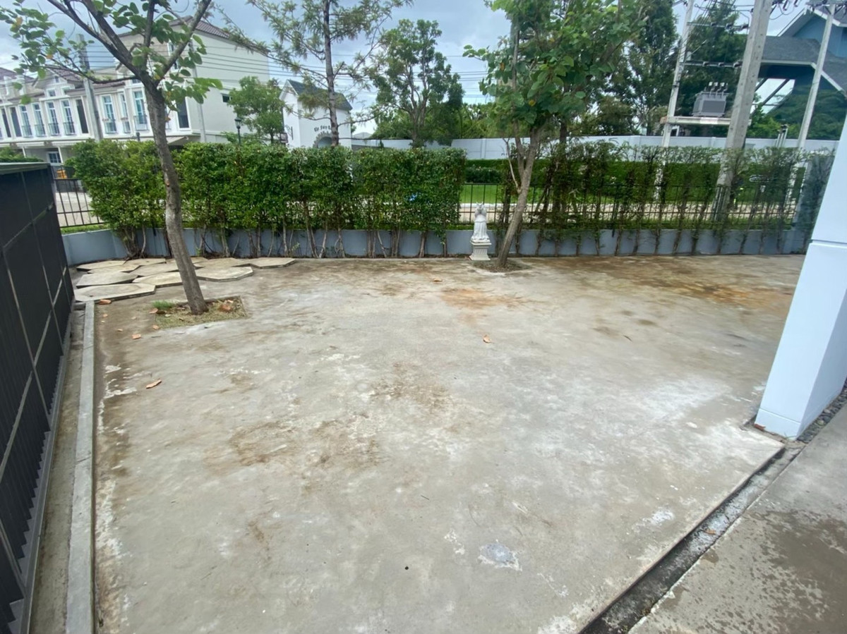 ให้เช่าทาวน์โฮมบางนา แบริ่ง ลาซาล : 💥ForRent💥3Bed Duplex • Indy Bangna-Ramkhamhang 2 🏡 Near Mega Bangna ✨Corner House 🌟Ready to move in ‼️