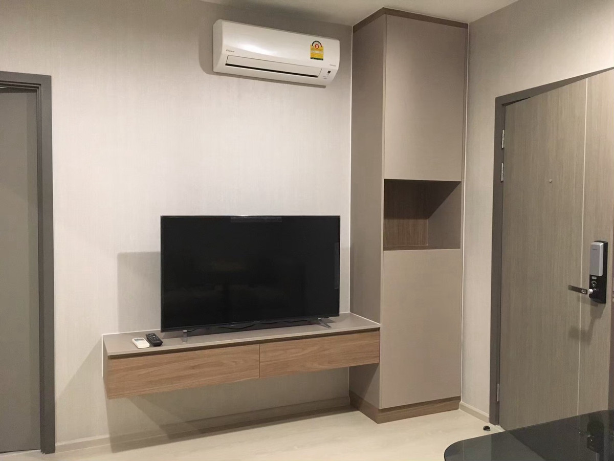 ให้เช่าคอนโดท่าพระ ตลาดพลู วุฒากาศ : 🚨 ด่วน 1bed 14.5k คชฟฟ ครบ มีเครื่องซักผ้า ห้องใหญ่ วิวสวย MRT 6 สถานีถึงสามย่าน