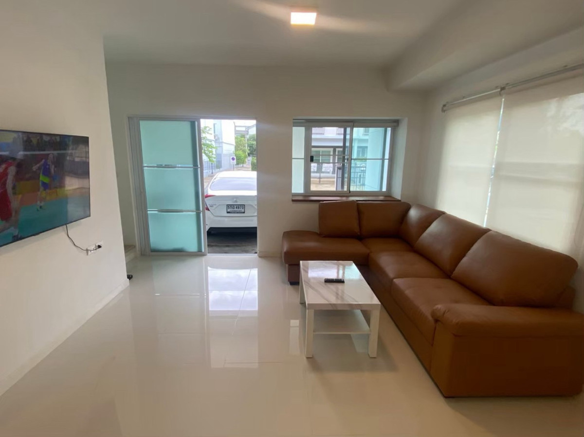 ให้เช่าทาวน์โฮมบางนา แบริ่ง ลาซาล : 💥ForRent💥3Bed Duplex • Indy Bangna-Ramkhamhang 2 🏡 Near Mega Bangna ✨Corner House 🌟Ready to move in ‼️
