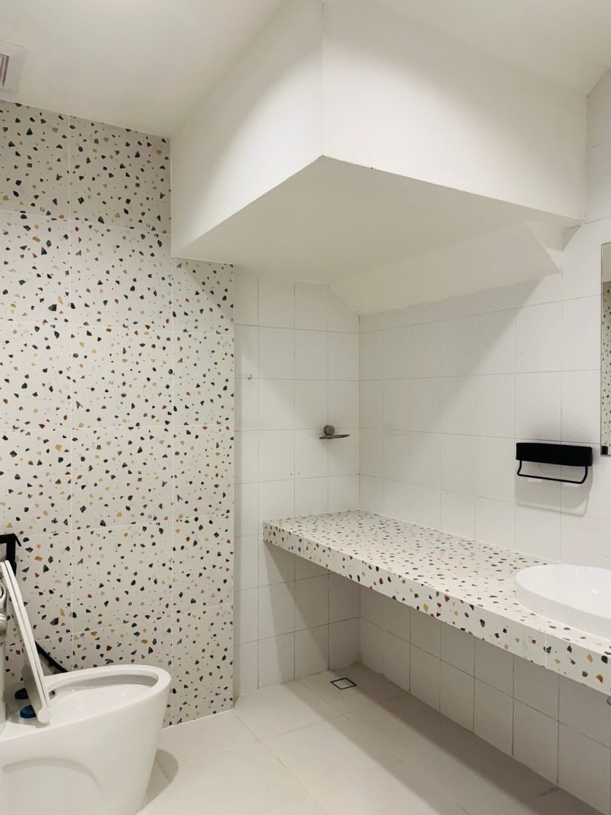 ให้เช่าโฮมออฟฟิศเลียบทางด่วนรามอินทรา : ให้เช่า โฮมออฟฟิศ ประดิษฐ์มนูธรรม ลาดพร้าว ใกล้ เลียบด่วน รามอินทรา