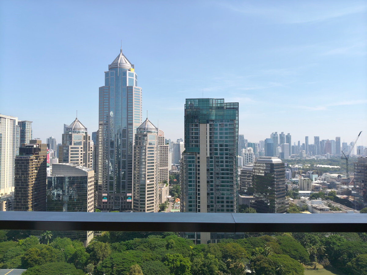 ขายคอนโดวิทยุ ชิดลม หลังสวน : Avail NOW Elegant 2 Bed Residence at Sindhorn Residence l Embassy View