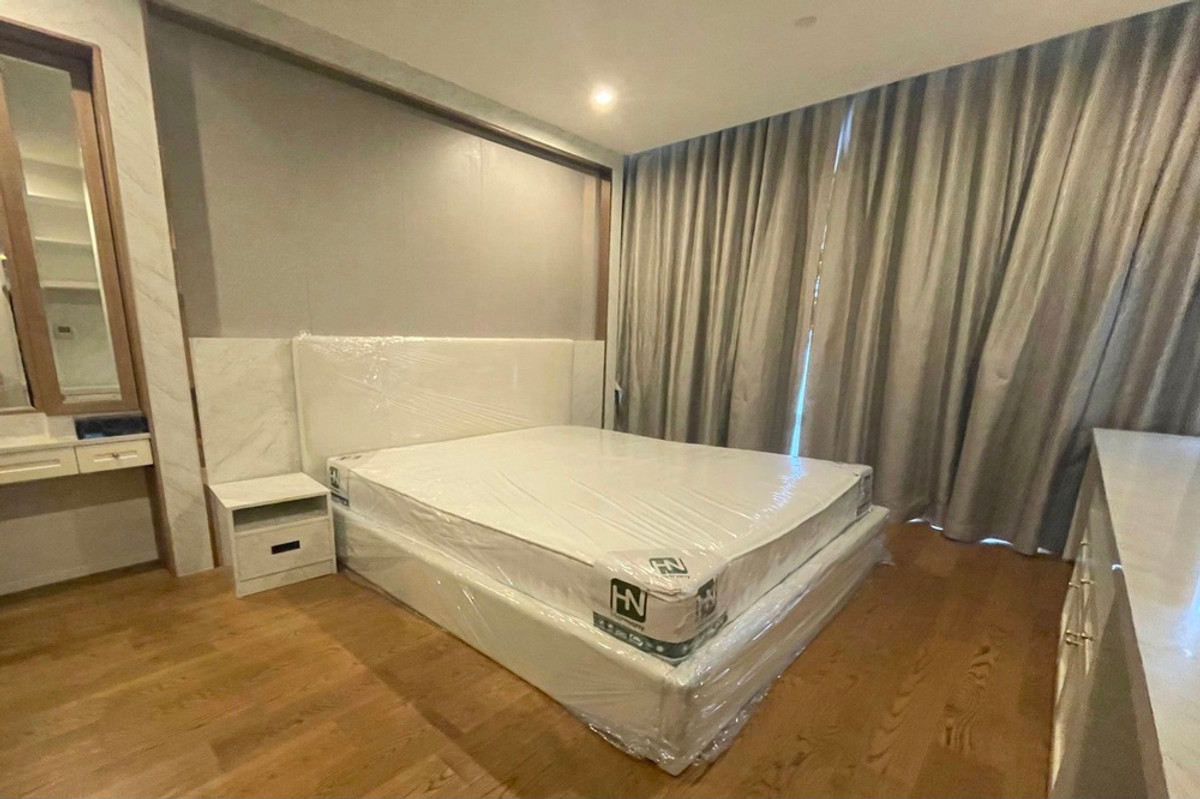 ให้เช่าคอนโดสาทร นราธิวาส : 🔥 สำหรับเช่า !! วิวเมือง, ชั้นสูง 33++, 🔥 Code C20241100022..........The Bangkok Sathorn, 1 ห้องนอน, 1 ห้องน้ำ, แต่งครบ, พร้อมเข้าอยู่📣📣