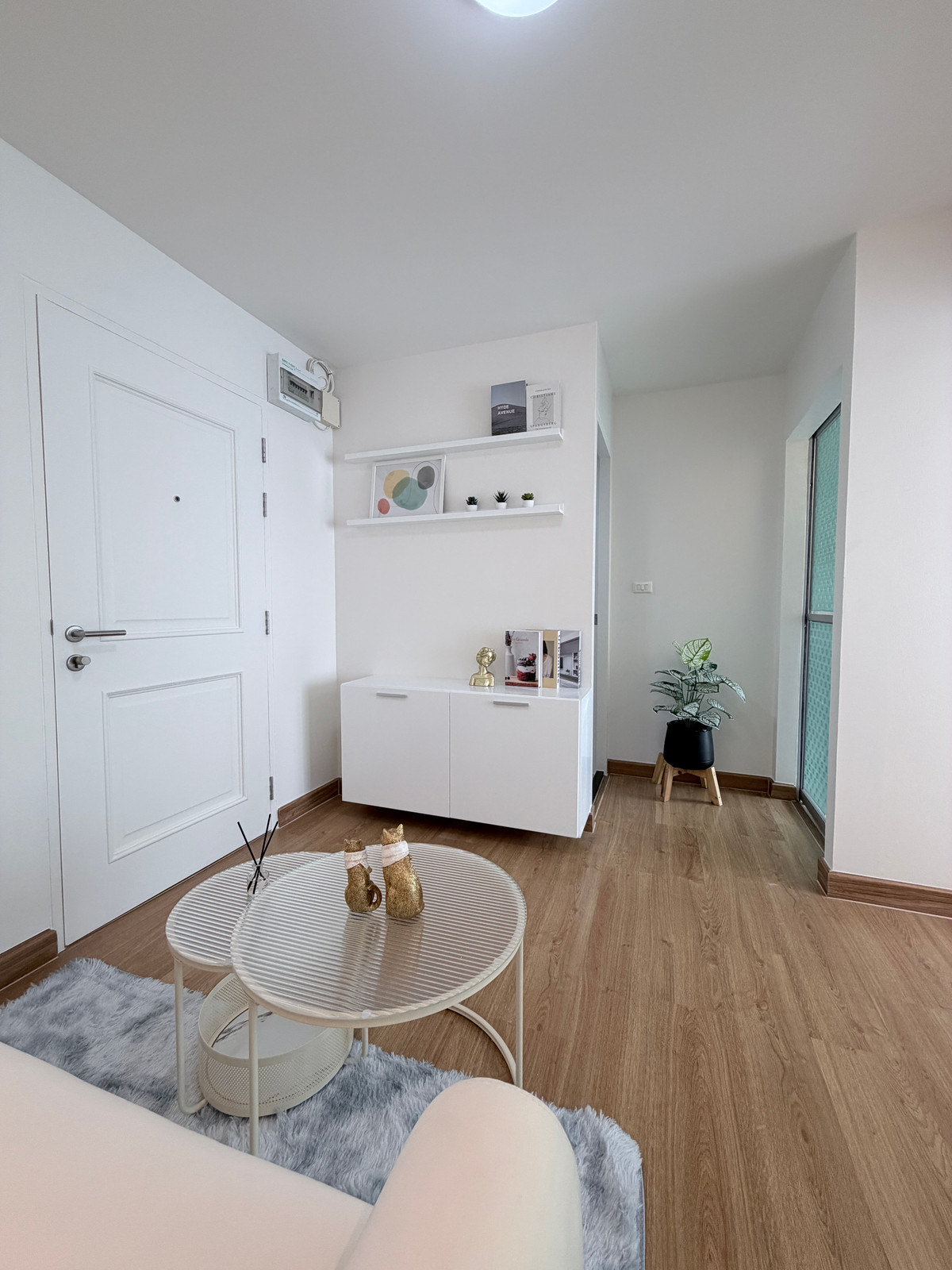 ขายคอนโดวิภาวดี ดอนเมือง หลักสี่ : ห้องแต่งครบ รีโนเวทใหม่พร้อมอยู่ ชั้น 4 ใกล้สนามบินดอนเมือง 5นาที