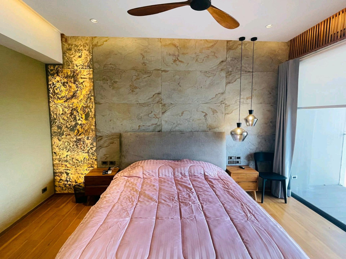 CondoOnnut, Udomsuk : (For Rent&Sale🔥) Feel like Penthouse! 📍Phassana Garden Condo 4b4b+1 maid 345 sq m., Ekkamai area.