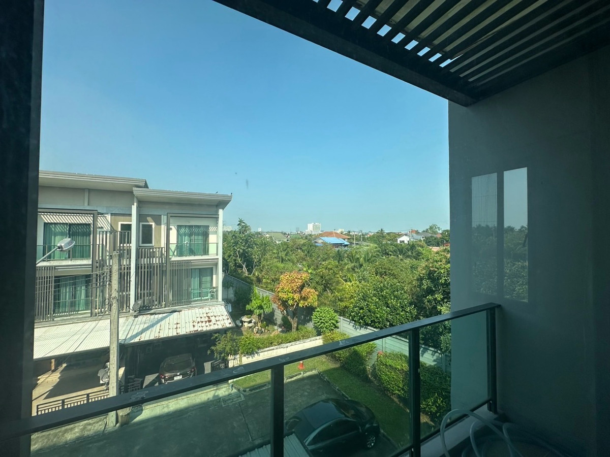 ทาวน์โฮมนนทบุรี บางใหญ่ บางบัวทอง : ขาย-ให้เช่า ทาวน์โฮม 3 ชั้น หลังริมกว้างมาก คุ้มค่าการลงทุน ในโครงการทาวน์อเวนิว เมิร์จ รัตนาธิเบศร์  ใกล้เซ็นทรัลเวสเกต รถไฟฟ้าสายสีม่วง ทางขึ้นลงมอเตอร์เวย์M81 