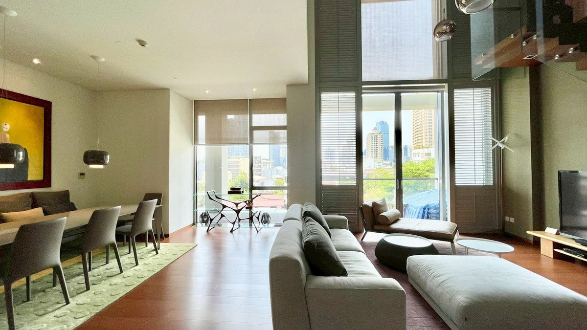 ขายคอนโดสาทร นราธิวาส : Excellent 1-Bedroom Duplex at The Sukhothai Residences - Private Lift