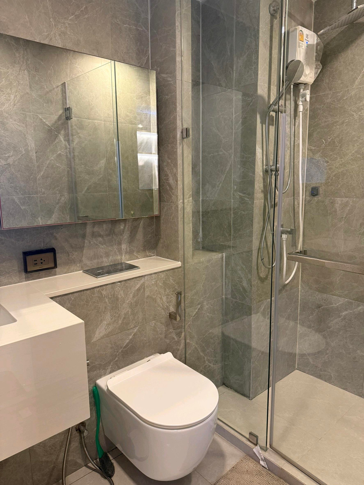 For RentCondoRatchadapisek, Huaikwang, Suttisan : Condo for rent Soho Bangkok Ratchada