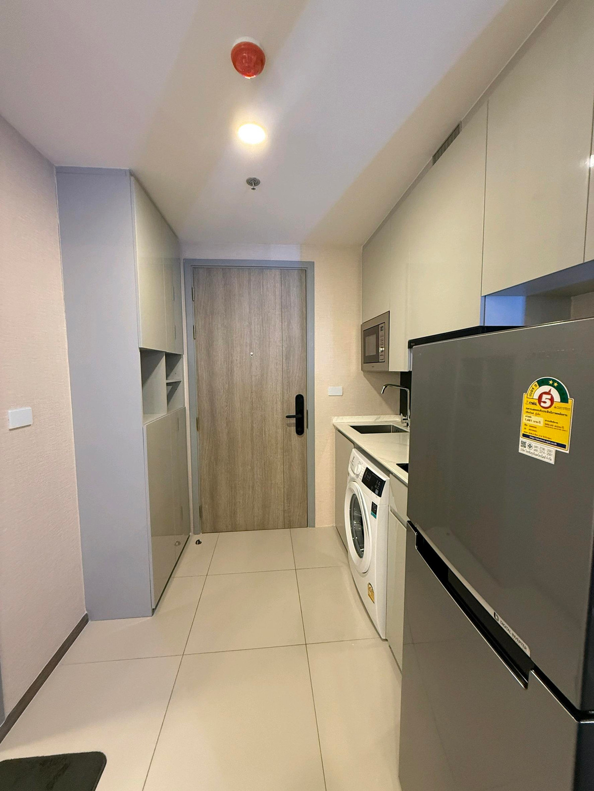 For RentCondoRatchadapisek, Huaikwang, Suttisan : Condo for rent Soho Bangkok Ratchada