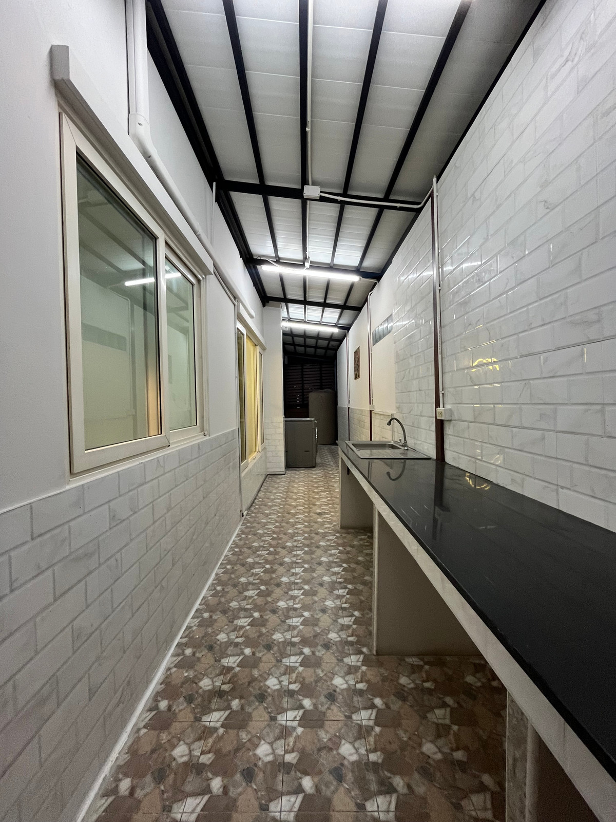 HousePattanakan, Srinakarin : 🏡 Single house for sale With knock-down houses, Golden Village project, On Nut - Phatthanakan, beautiful house, warm atmosphere, fully decorated, ready to move in immediately.