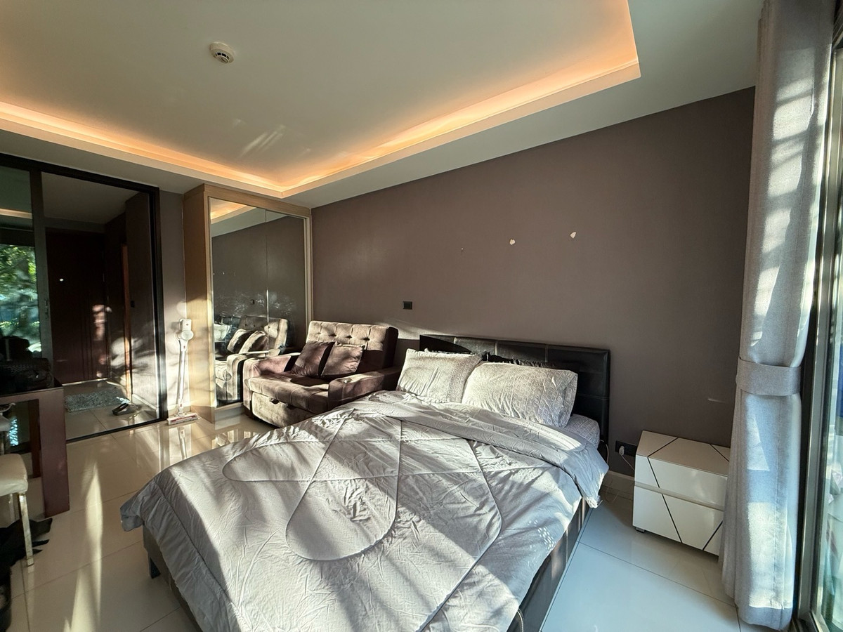 ให้เช่าคอนโดพัทยา บางแสน ชลบุรี สัตหีบ : ให้เช่าคอนโด ลากูน่า บีช 3 มัลดีฟส์ จอมเทียน พัทยา ชั้น1 ติดกับสระว่ายน้ำ Studio Room Pool Access 