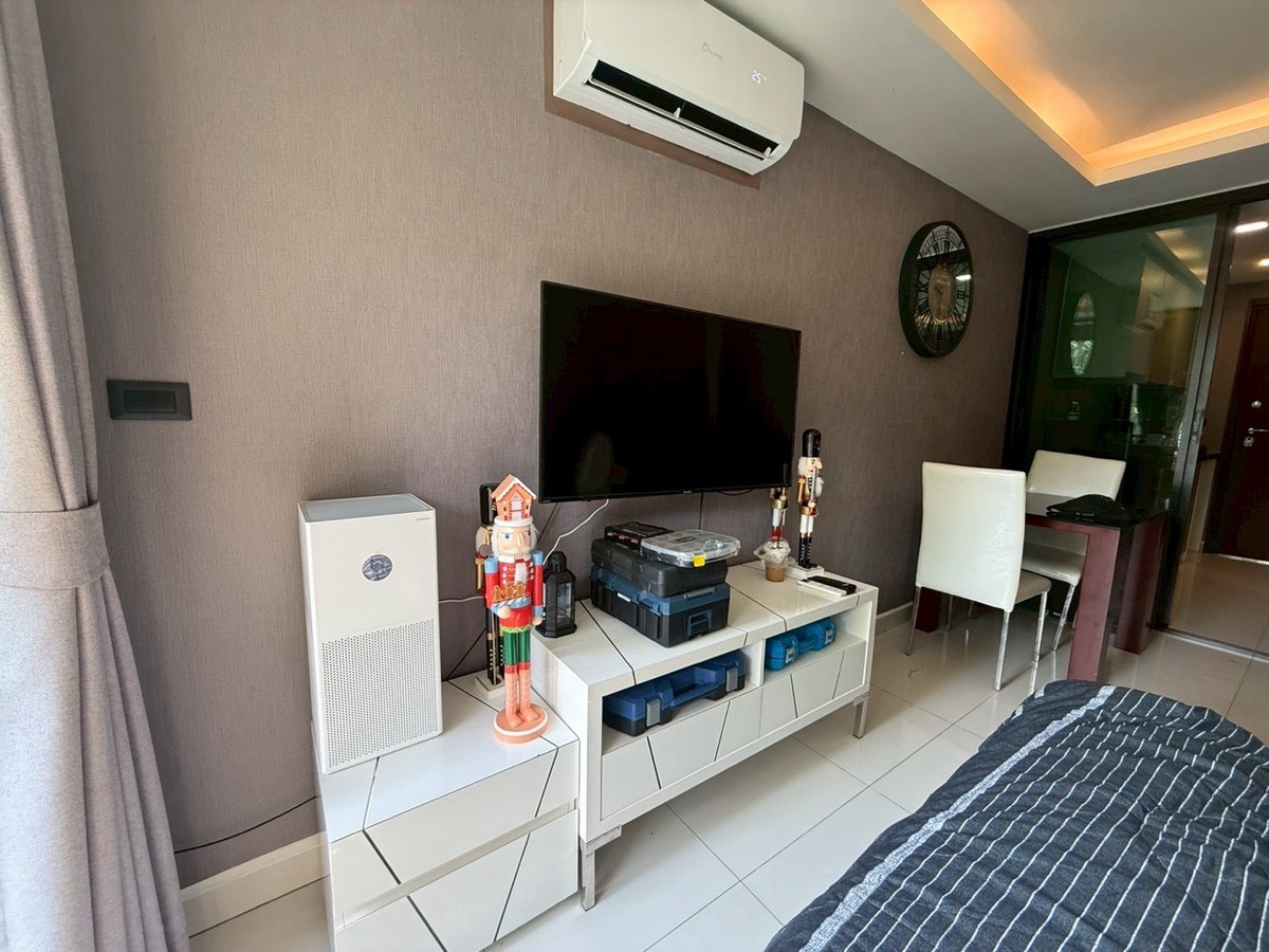 ให้เช่าคอนโดพัทยา บางแสน ชลบุรี สัตหีบ : ให้เช่าคอนโด ลากูน่า บีช 3 มัลดีฟส์ จอมเทียน พัทยา ชั้น1 ติดกับสระว่ายน้ำ Studio Room Pool Access 