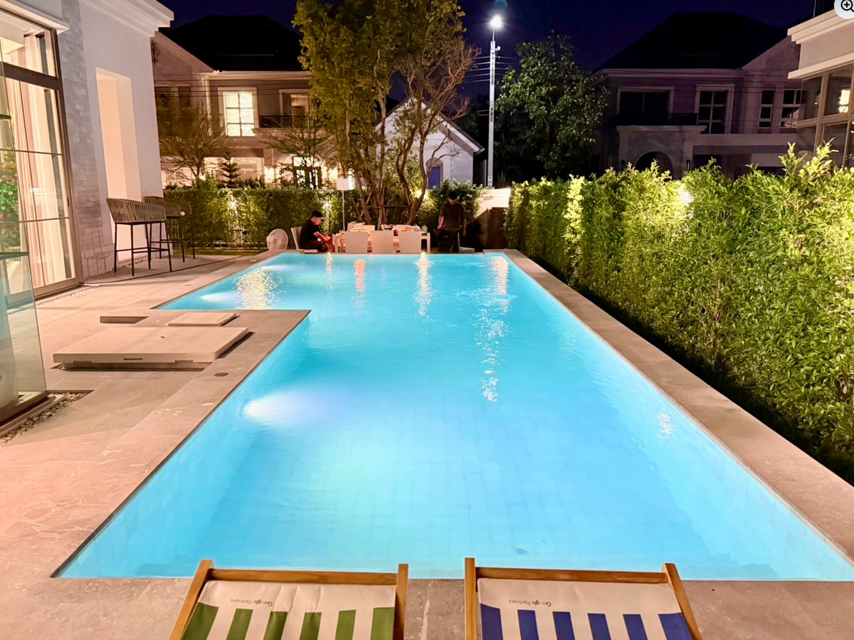 For RentHouseLadkrabang, Suwannaphum Airport : Luxury Detached House for Rent Perfect Masterpiece Sukhumvit 77 Fully Furnished • Ready to Move In • Near Suvarnabhumi Airport