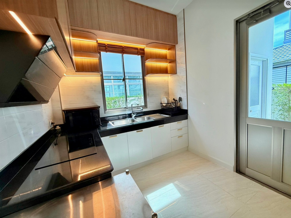 For RentHouseLadkrabang, Suwannaphum Airport : Luxury Detached House for Rent Perfect Masterpiece Sukhumvit 77 Fully Furnished • Ready to Move In • Near Suvarnabhumi Airport