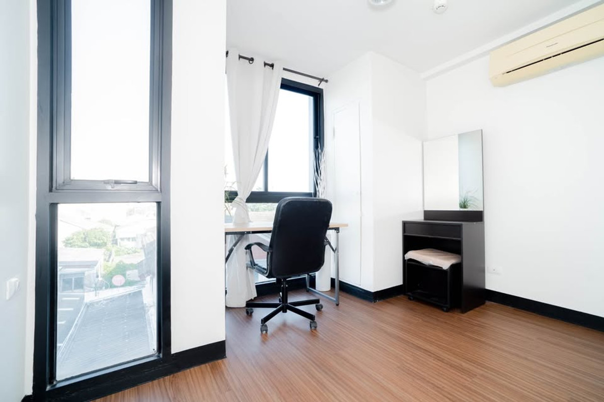 CondoRatchadapisek, Huaikwang, Suttisan : For rent: Chateau In Town Ratchada 20-2 (50 sq m.), 2 bedrooms, 1 bathroom, fully furnished, ready to move in.