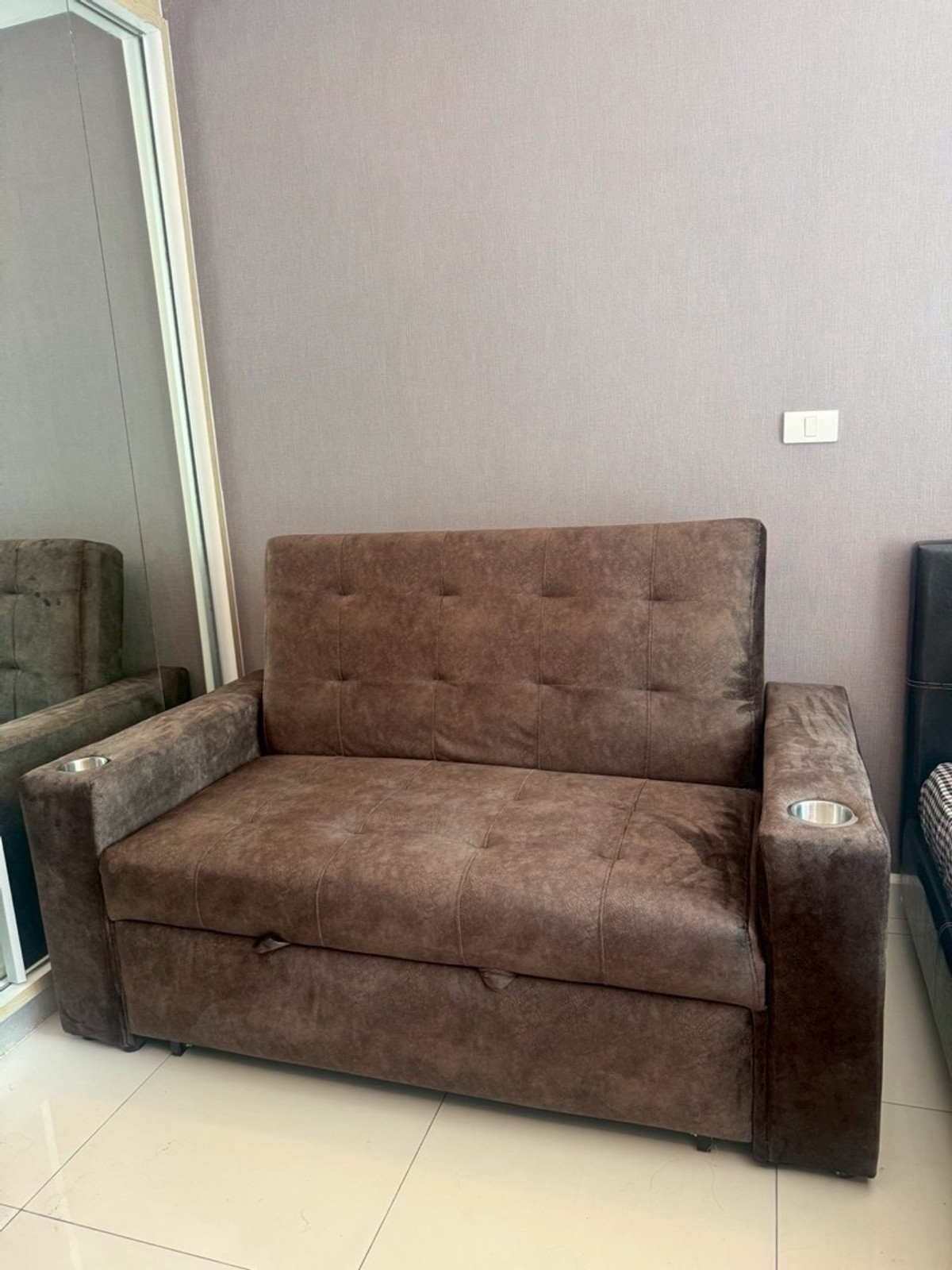 ให้เช่าคอนโดพัทยา บางแสน ชลบุรี สัตหีบ : ให้เช่าคอนโด ลากูน่า บีช 3 มัลดีฟส์ จอมเทียน พัทยา ชั้น1 ติดกับสระว่ายน้ำ Studio Room Pool Access 