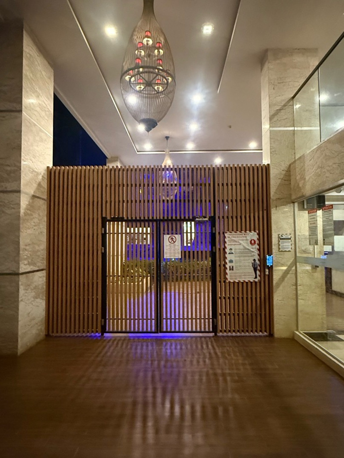 ให้เช่าคอนโดพัทยา บางแสน ชลบุรี สัตหีบ : ให้เช่าคอนโด ลากูน่า บีช 3 มัลดีฟส์ จอมเทียน พัทยา ชั้น1 ติดกับสระว่ายน้ำ Studio Room Pool Access 