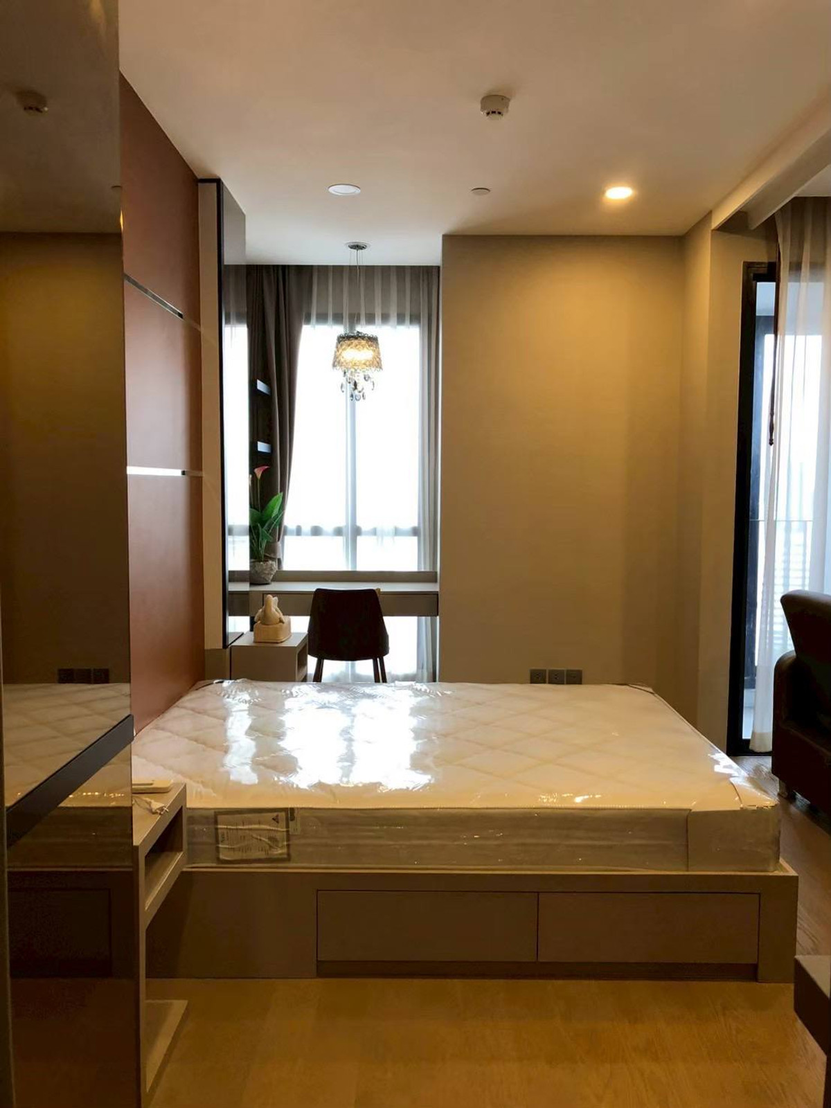 For SaleCondoSiam Paragon ,Chulalongkorn,Samyan : Ashton Chula Silom【𝐒𝐄𝐋𝐋 & 𝐑𝐄𝐍𝐓】🔥Premium dark tones, sharp lines, sophisticated and elegant look🔥 Contact Line ID: @hacondo