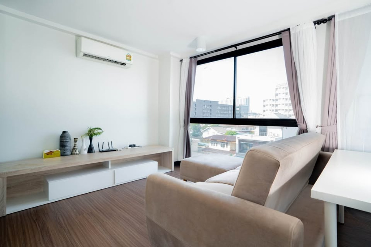 CondoRatchadapisek, Huaikwang, Suttisan : For rent: Chateau In Town Ratchada 20-2 (50 sq m.), 2 bedrooms, 1 bathroom, fully furnished, ready to move in.