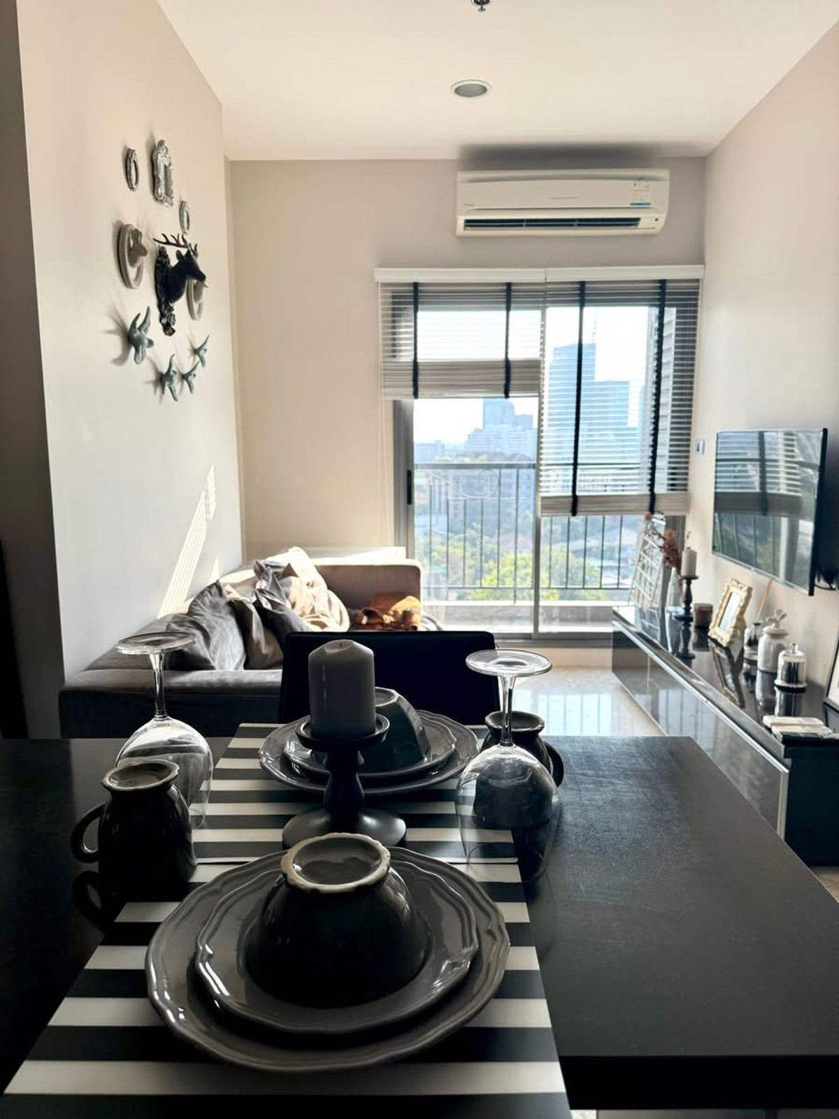 คอนโดสุขุมวิท อโศก ทองหล่อ : ขายหรือปล่อยเช่าคอนโด The Crest Sukhumvit 34 