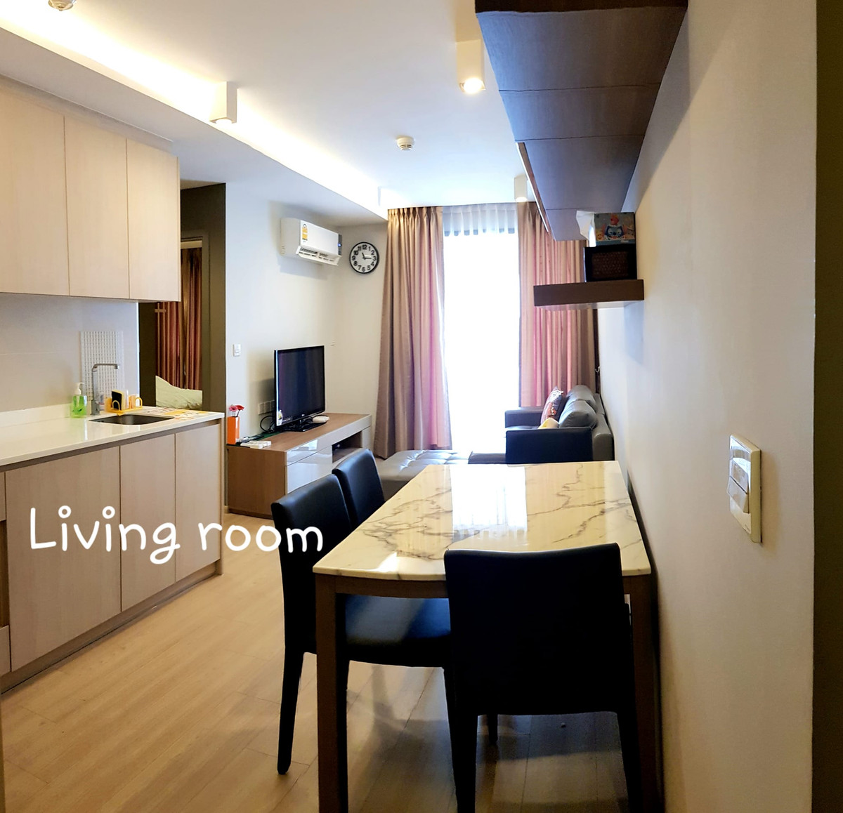 ให้เช่าคอนโดราชเทวี พญาไท : Maestro 12 Ratchathewi【𝐑𝐄𝐍𝐓】🔥ห้องโทนอุ่น ดีเทลคลาสสิกที่ดูร่วมสมัย เสน่ห์ของความเรียบโก้ ที่ไม่เคยเชย🔥 ติดต่อไลน์ไอดี: @hacondo