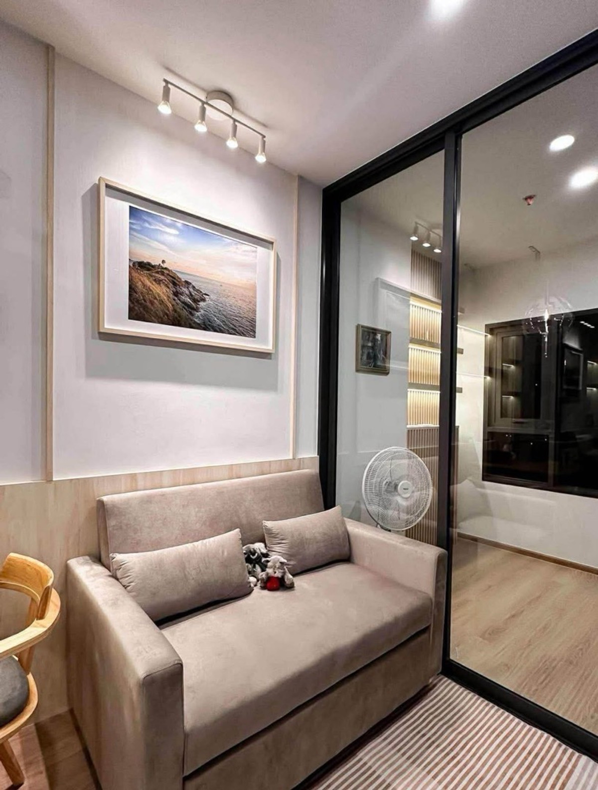 ให้เช่าคอนโดคลองเตย กล้วยน้ำไท : 🏡Luxury 1 Bedroom plus Unit For Rent @ Life Rama 4 - Asoke✨🏡