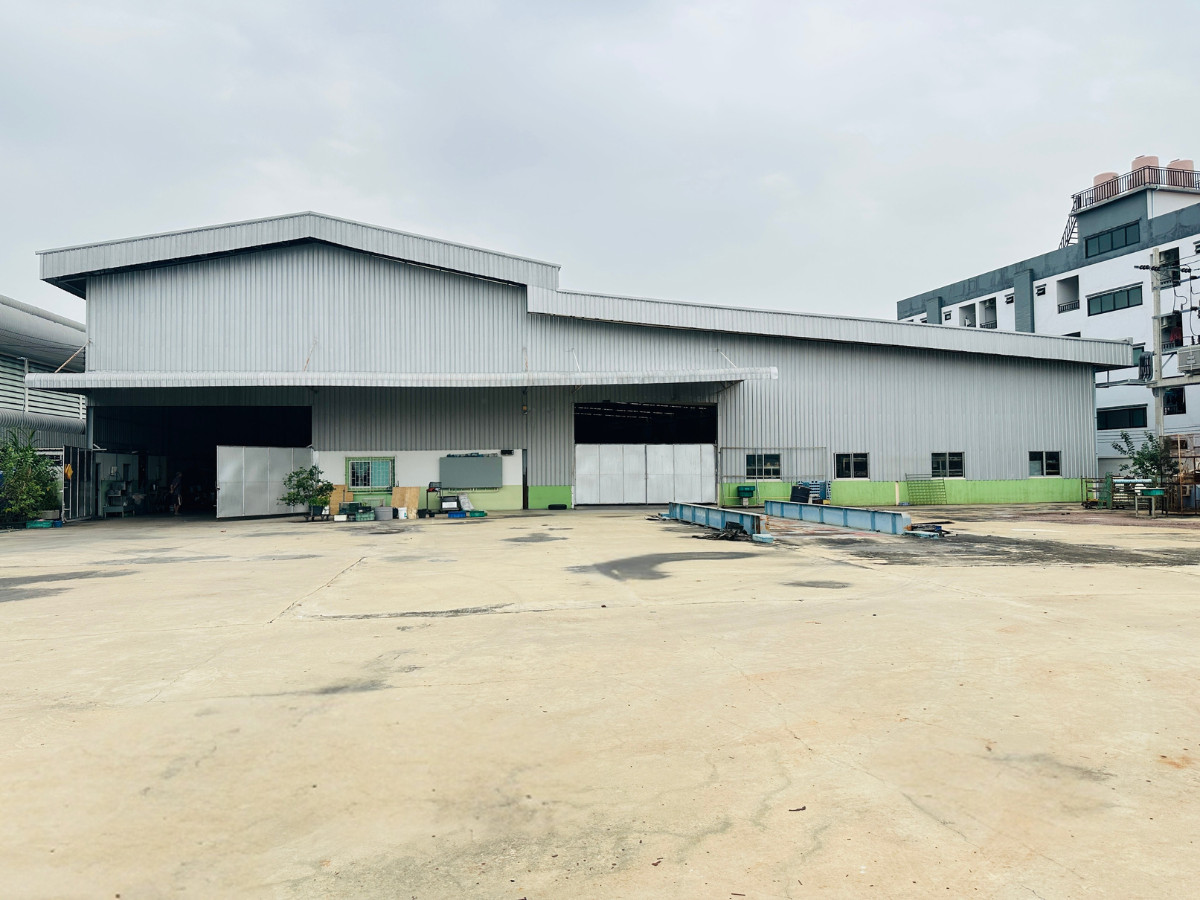 FactoryRathburana, Suksawat : Factory for sale/rent, 8,500 sq m., Phang Muang, area 6 rai, Suksawat 84, good condition, large vehicles easy to get in and out, water and electricity ready.
