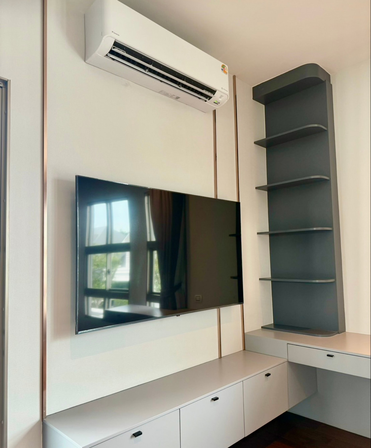 For RentHouseLadkrabang, Suwannaphum Airport : Luxury Detached House for Rent Perfect Masterpiece Sukhumvit 77 Fully Furnished • Ready to Move In • Near Suvarnabhumi Airport