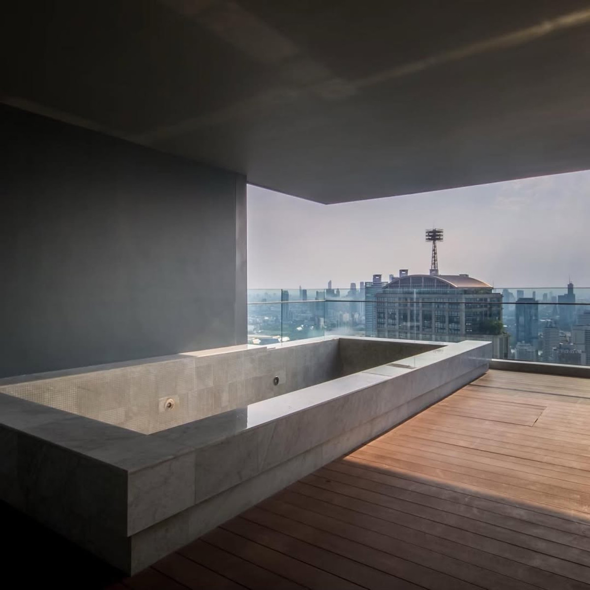 CondoSukhumvit, Asoke, Thonglor : 🏆 PENTHOUSE WITH PRIVATE POOL | MARQUE SUKHUMVIT 39 | 295 sqm | 44th Floor | Only 2 Units Per Floor