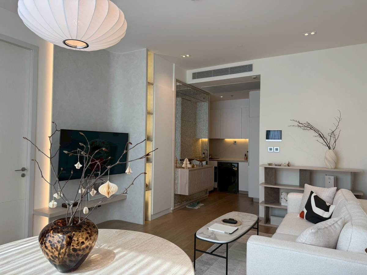 ให้เช่าคอนโดสุขุมวิท อโศก ทองหล่อ : • 𝐑𝐄𝐍𝐓 • 𝐓𝐡𝐞 𝐒𝐭𝐫𝐚𝐧𝐝  • 𝟏 𝐁𝐞𝐝 𝟏 𝐁𝐚𝐭𝐡 • 𝟓𝟏 𝐒𝐪𝐦. • 𝟖𝟎,𝟎𝟎𝟎 •   𝐋𝐢𝐧𝐞 𝐈𝐃 : 𝐕𝐚𝐬𝐬𝐢𝐥𝐲