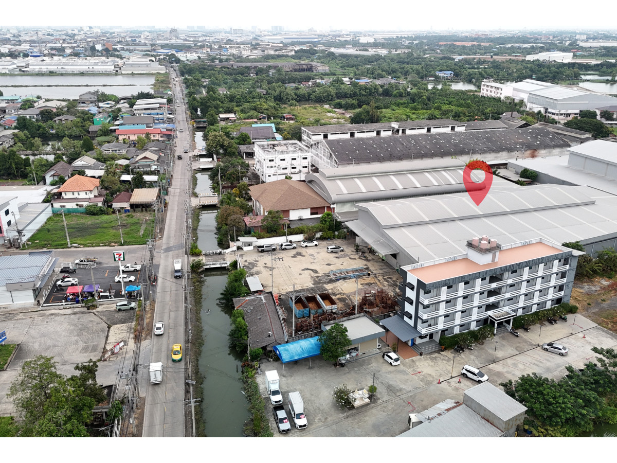FactoryRathburana, Suksawat : Factory for sale/rent, 8,500 sq m., Phang Muang, area 6 rai, Suksawat 84, good condition, large vehicles easy to get in and out, water and electricity ready.