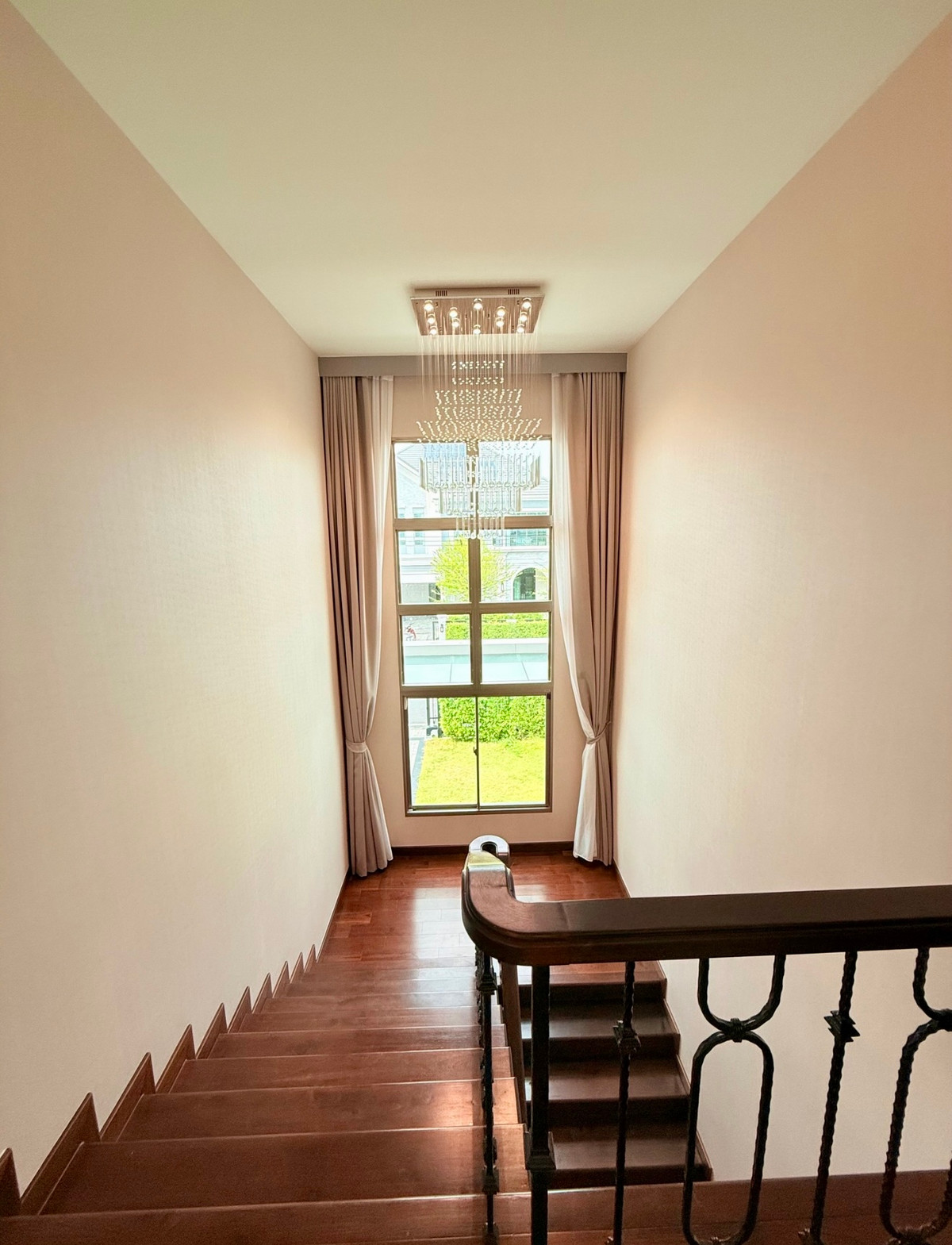 For RentHouseLadkrabang, Suwannaphum Airport : Luxury Detached House for Rent Perfect Masterpiece Sukhumvit 77 Fully Furnished • Ready to Move In • Near Suvarnabhumi Airport