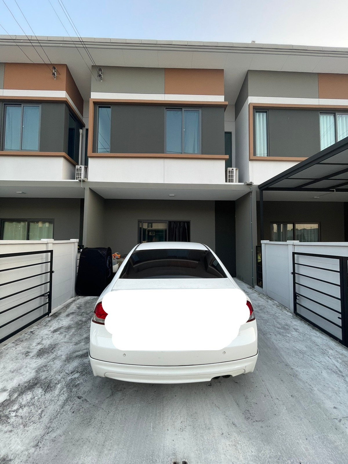 ให้เช่าทาวน์โฮมปทุมธานี รังสิต ธรรมศาสตร์ : ให้เช่าบ้าน Town home ลำลูกกา คลอง 5