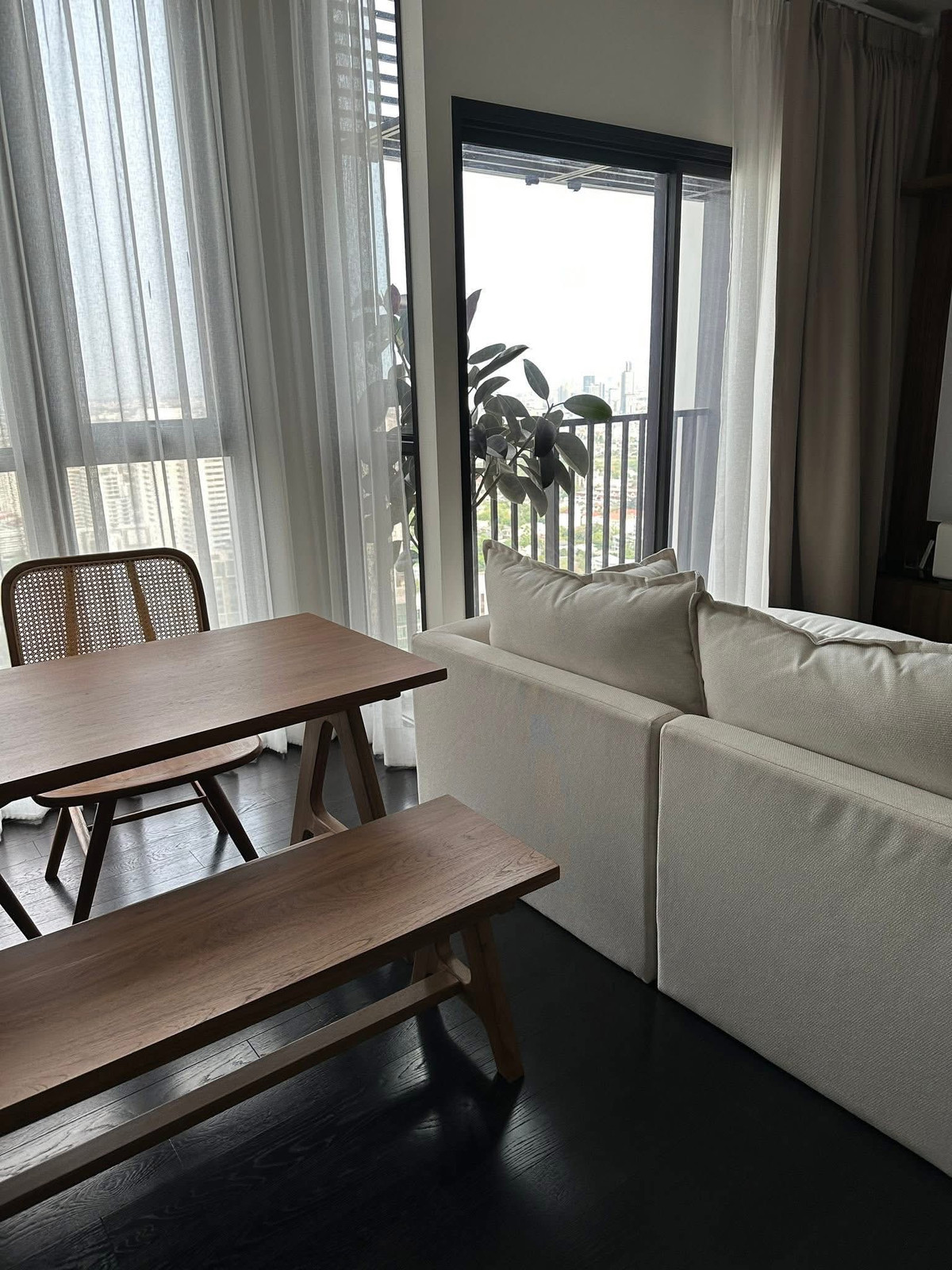 ให้เช่าคอนโดสุขุมวิท อโศก ทองหล่อ : PARK ORIGIN THONGLOR ทำเลใจกลางทองหล่อ 